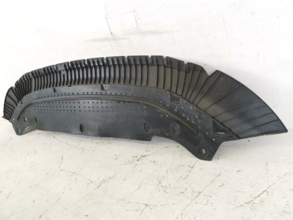 Scut Deflector Pietre Bara Fata Audi A6 Sedan [C8 4K] [2018 - 2022] Originala In Stare Buna - imagine 4