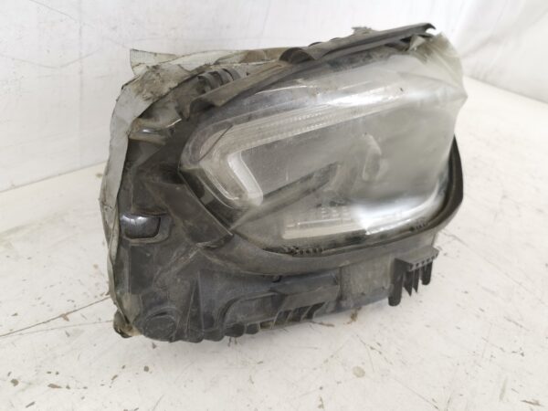 Far Stanga Digital Light Mercedes-Benz  C-Class W206 [2020 - 2022] Original Avariat - imagine 4