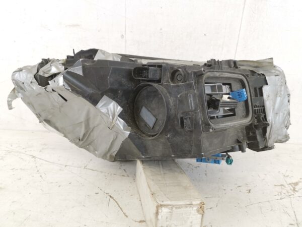 Far Stanga Digital Light Mercedes-Benz  C-Class W206 [2020 - 2022] Original Avariat - imagine 5