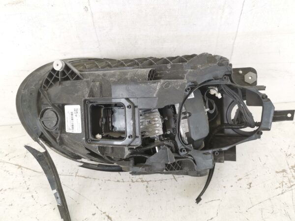 Far Dreapta Led Matrix Porsche  911 992 [2018 - 2020] Original Avariat - imagine 5