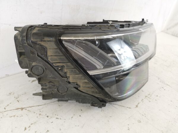 Far Dreapta Full Led Matrix Audi Q8 1 generation [2018 - 2022] Original Avariat - imagine 4