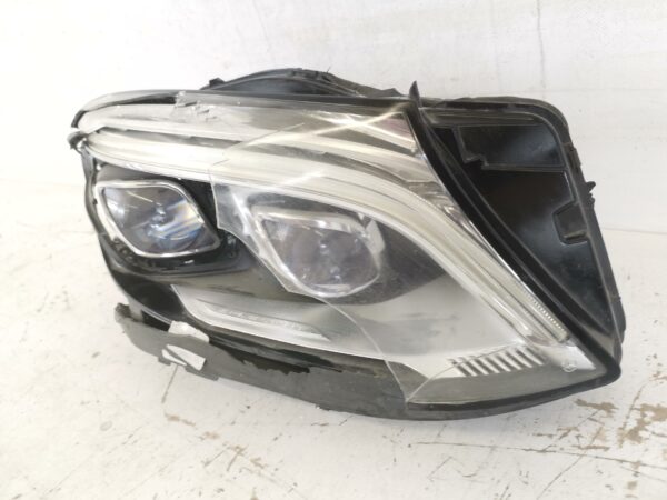 Far Dreapta Full Led GLE Mercedes-Benz  M-Class W166 [2011 - 2015] Original Avariat - imagine 3
