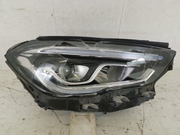 Far Dreapta Led High Performance LHP Mercedes-Benz  GLA-Class H247 [2019 - 2022] Original Avariat