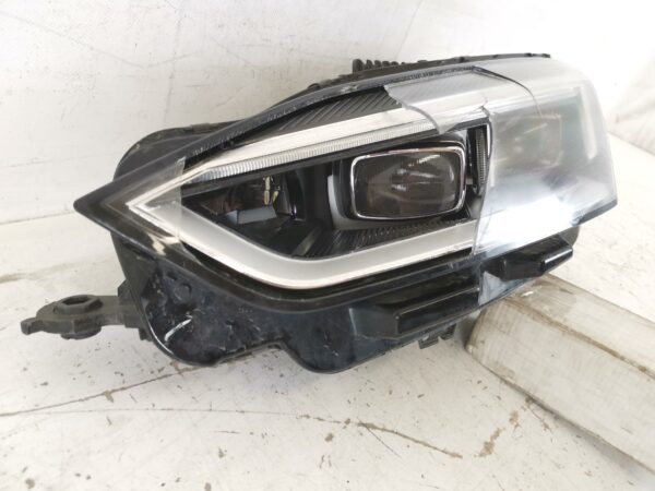 Far Stanga Full Led Matrix Audi A4 Avant [B9 8W] [2016 - 2018] Original Avariat - imagine 4