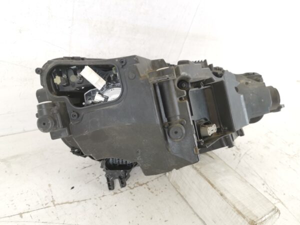 Far Stanga Full Led Matrix Audi A4 Avant [B9 8W] [2016 - 2018] Original Avariat - imagine 6