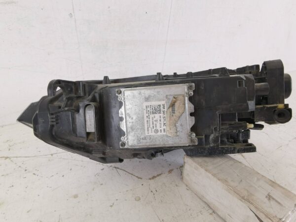 Far Dreapta Full Led Volkswagen VW  Passat B8 [2014 - 2020] Original Avariat - imagine 6
