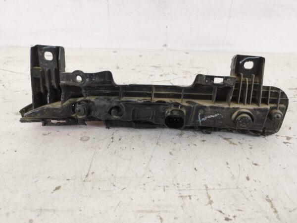 Catadioptru Dreapta Spate Porsche  Macan 2 [2023 - 2026] Original Avariat - imagine 5