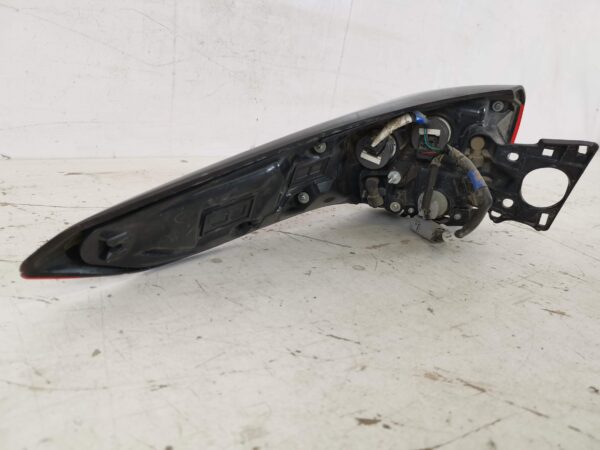Lamna Stop Dreapta Toyota  Highlander XU70 2020 2021 2022 2023 2024 2025 Original In Stare Buna - imagine 6