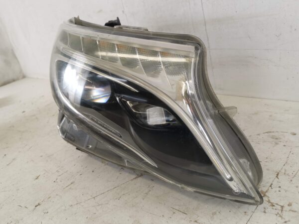 Far Dreapta Led Inteligent Light SIstem Mercedes-Benz  Vito W447 [2014 - 2020] 2021 2022 Original - imagine 3