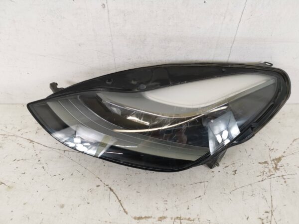 Far Stanga Full Led Tesla  Model 3 1 [2017 - 2020] Original Avariat