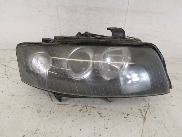 Far Dreapta Bi Xenon Audi A4 B6 [2000 - 2005] Original