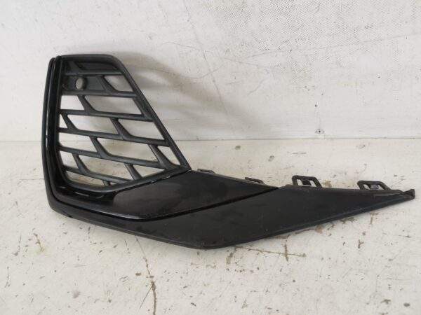 Grila Proiector Dreapta Audi A3 8Y [Sedan] [2020 - 2021 2022 2023 2024 Originala In Stare Buna - imagine 3