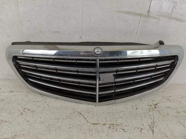 Grila Radiator Avariata Mercedes-Benz  E-Class W212 [facelift] [2013 - 2017] Originala Avariata