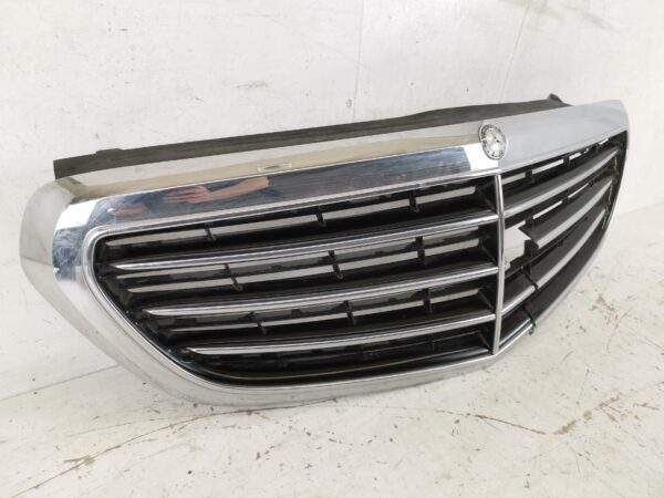 Grila Radiator Avariata Mercedes-Benz  E-Class W212 [facelift] [2013 - 2017] Originala Avariata - imagine 4