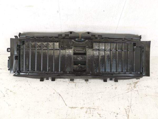 Grila Hota Electrica Mercedes-Benz  E-Class W213 [2016 - 2020], E-Class W213 [facelift] [2020 - 2023] Original In Stare Buna
