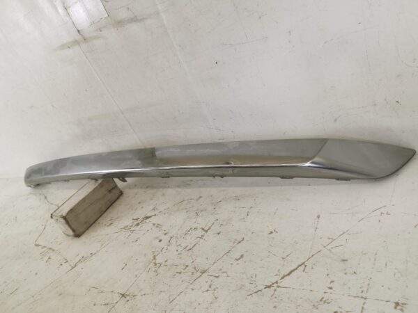 Ornament Cromat Fusta Spoiler Bara Spate Peugeot  3008 2 [2016 - 2020] Original In Stare Buna - imagine 4