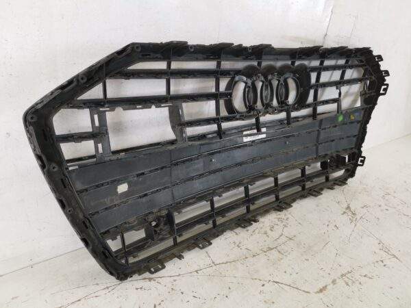 Grila Radiator Audi A6 C8 [2018 - 2020] Originala Avariata - imagine 6