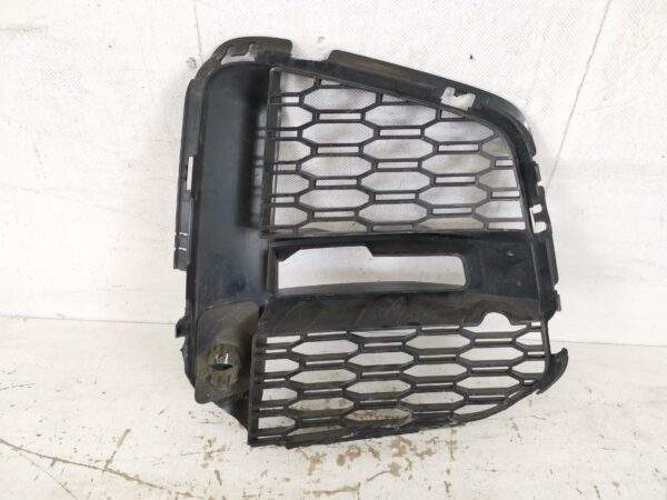 Grila Proiector Stanga BMW X1 F48 [2015 - 2020] Originala Avariata - imagine 5