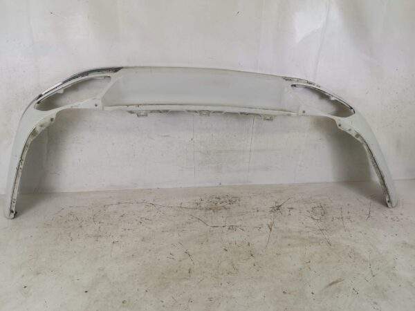Fusta Spoiler Bara Spate Volkswagen VW  Passat B8 [2014 - 2020] Original In Stare Buna