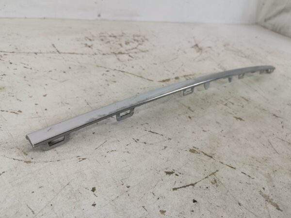 Ornament Cromat Bara Spate Mercedes-Benz  CLA-Class C118 [2019 - 2022] Original In Stare Buna - imagine 4
