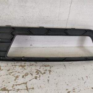 Grila Proiector Dreapta Skoda  Rapid 1 [2012 - 2017] Originala In Stare Buna
