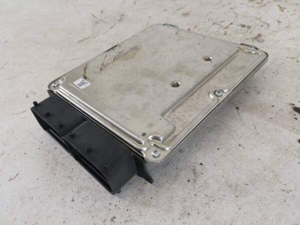 Calculator Motor Volkswagen VW  Passat B7 [2010 - 2015] Original In Stare Buna - imagine 3
