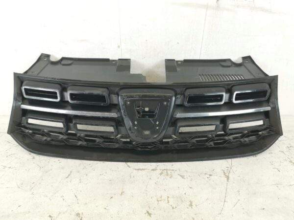 Grila Radiator Dacia  Logan 2 [facelift] [2017 - 2020] Originala In Stare Buna