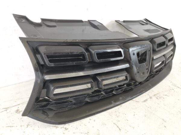Grila Radiator Dacia  Logan 2 [facelift] [2017 - 2020] Originala In Stare Buna - imagine 4