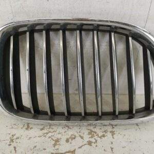Grila Radiator Nara Dreapta BMW Seria 7 F01/F02 [2008 - 2012] Originala In Stare Buna