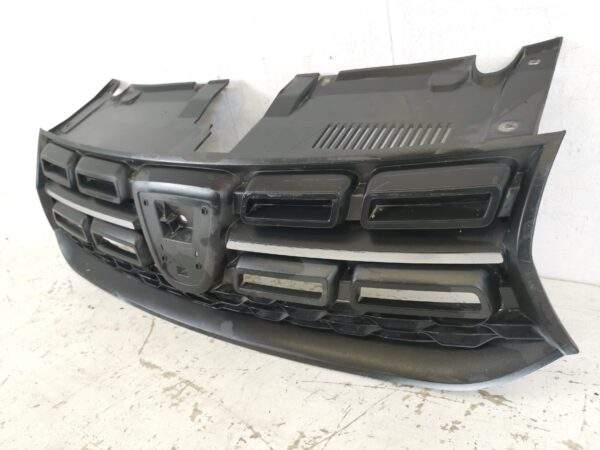 Grila Radiator Dacia  Logan 2 [facelift] [2017 - 2020] Originala In Stare Buna - imagine 4