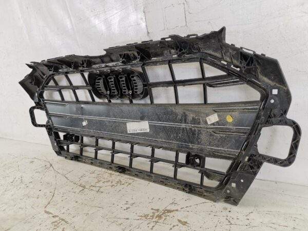 Grila Radiator Audi A4 Avant [B9 8W] [2016 - 2018] Originala Avariata - imagine 6
