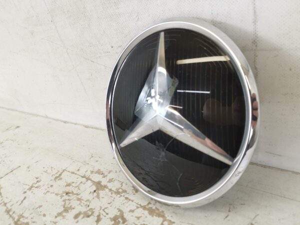 Emblema Grila Centrala Cu Incalzire Mercedes-Benz  CLS-Class C257 [2017 - 2020] Originala Avariat - imagine 4