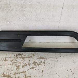 Grila Bara Fata Stanga Alltrack Volkswagen VW  Passat B8 [2014 - 2020] Originala In Stare Buna