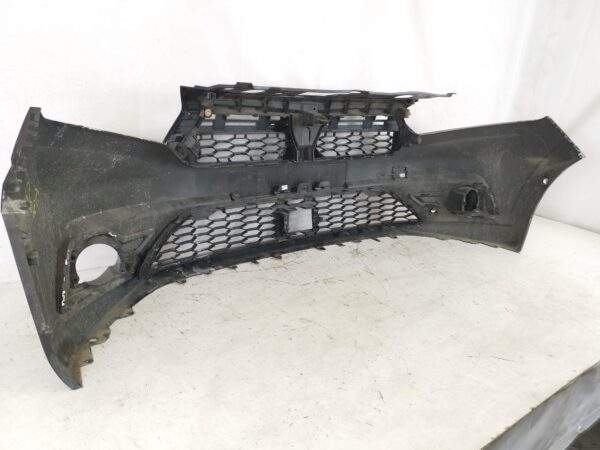 Bara Fata Cu Grila Inferioara Si Grila Radiator Dacia  Logan 3 [2020 - 2024] Originala In Stare Buna - imagine 6