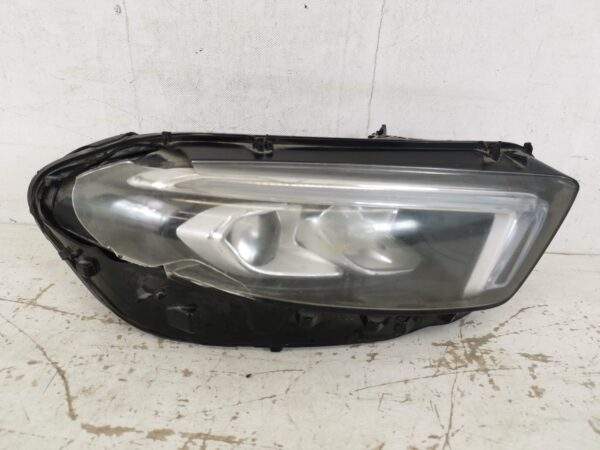 Far Dreapta Full Led Mercedes-Benz  A-Class W177/V177 [2018 - 2022] Original Avariat