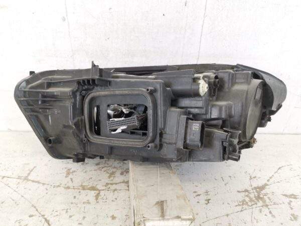 Far Dreapta Full Led Mercedes-Benz  A-Class W177/V177 [2018 - 2022] Original Avariat - imagine 5