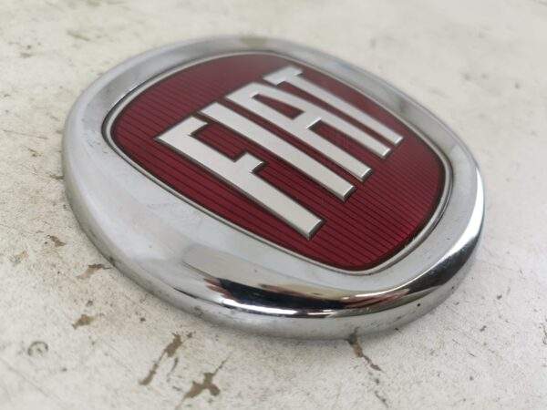Emblema Grila Radiator Fiat  Ducato 3 generation Typ250 [1st facelift] [2012 - 2014] Originala In Stare Buna - imagine 4