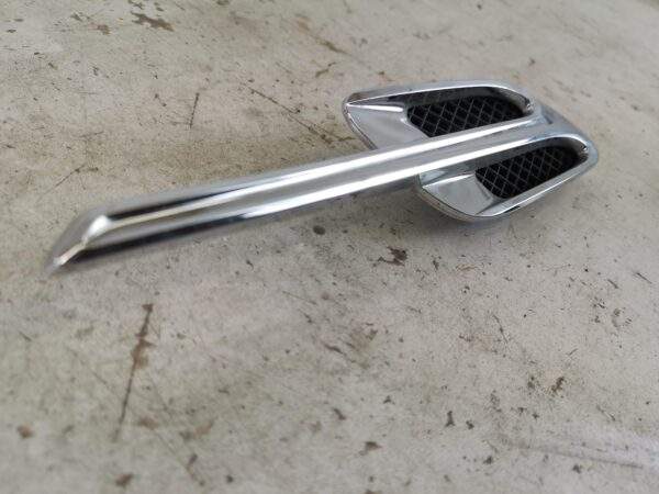Ornament Aripa Stanga Bentley Continental GT 2 [facelift] [2015 - 2020] Original In Stare Buna - imagine 3