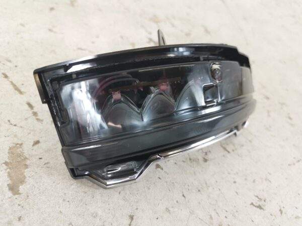 Semnal Oglinda Dreapta Land Rover  Discovery Sport 1 [2014 - 2020] Original In Stare Buna - imagine 3