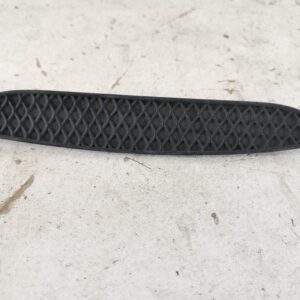 Grila Ventilatie Bara Spate Dreapta Mercedes-Benz  A-Class W177/V177 [2018 - 2022] Originala In Stare Buna