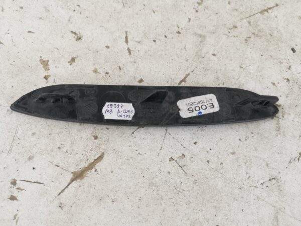 Grila Ventilatie Bara Spate Dreapta Mercedes-Benz  A-Class W177/V177 [2018 - 2022] Originala In Stare Buna - imagine 3
