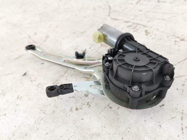 Motoras Deschidere Haion Mercedes-Benz  C-Class W204/S204/C204 [facelift] [2011 - 2015], C-Class W205/S205/C205 [2014 - 2018] Original In Stare Buna - imagine 7