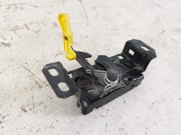 Inchidere Capota Mercedes-Benz  A-Class W177/V177 [2018 - 2022] Original In Stare Buna - imagine 4