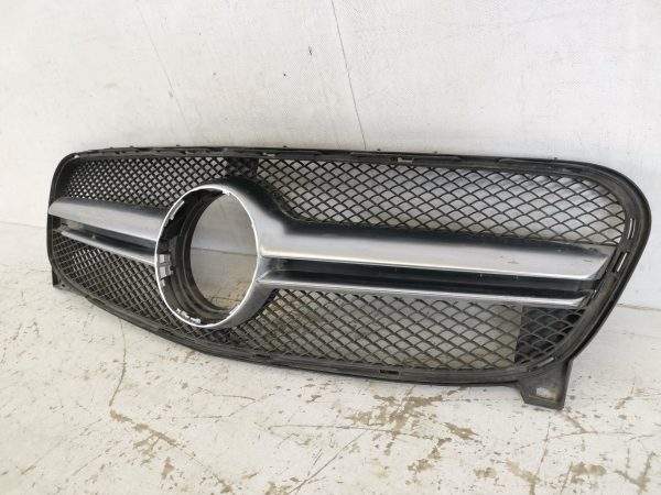 Grila Radiator Mercedes-Benz  GLA-Class X156 [2013 - 2017] Original Avariata - imagine 3
