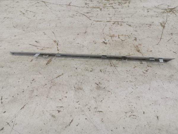 Ornament Cromat Grila Radiator Mercedes-Benz  R-Class W251 [2005 - 2010] Original In Stare Buna - imagine 5