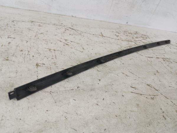 Ornament Central Fusta Spoiler Bara Fata Land Rover  Range Rover Vogue 4 [2012 - 2017] Original In Stare Buna - imagine 7
