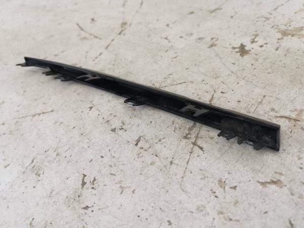 Ornament Grila Radiator Audi Q7 4M [2015 - 2020] Original In Stare Buna - imagine 7