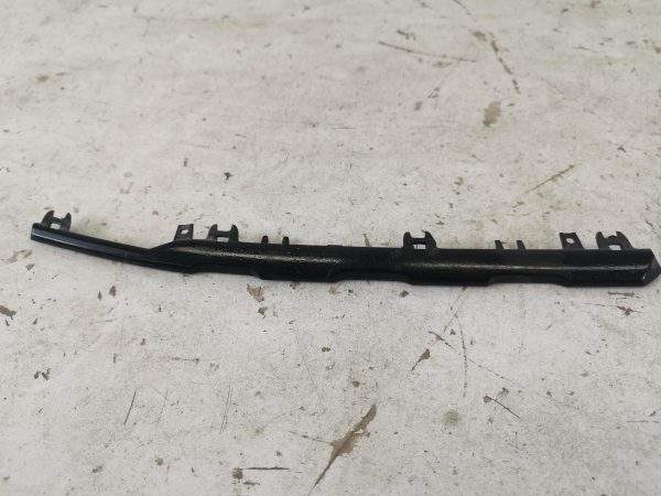 Ornament Grila Radiator Audi Q7 4M [2015 - 2020] Original In Stare Buna