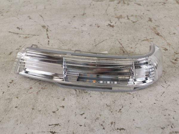 Semnalizare Oglinda Dreapta Volkswagen VW  Touareg generatia 1 7L [2002 - 2007] Originala In Stare Buna